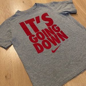 Boys NIKE size small t-shirt